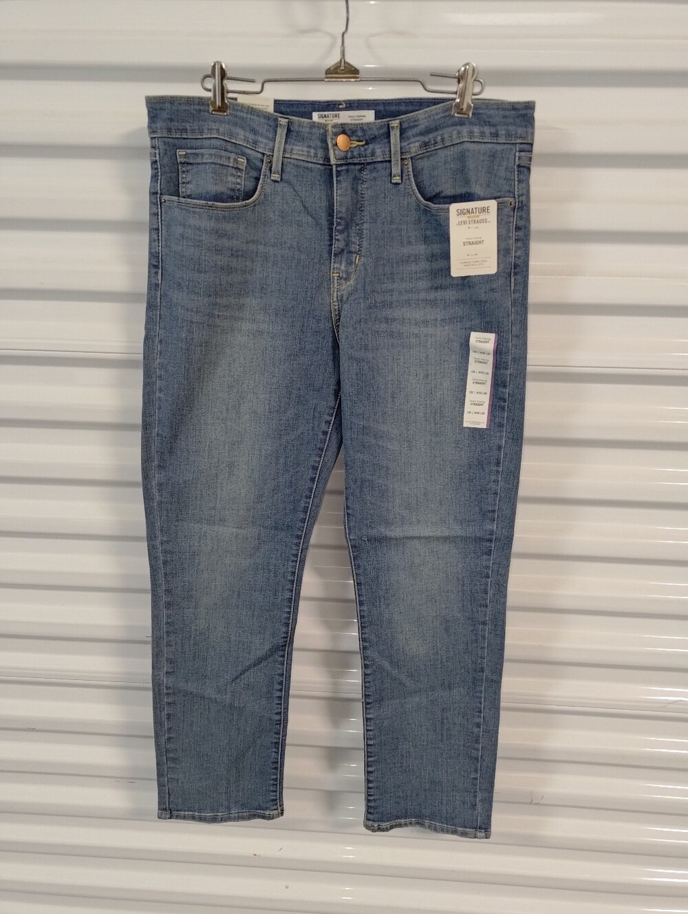 Levi Strauss Signature Gold Totally Shaping Straight Women's Jeans 10S W30 L30